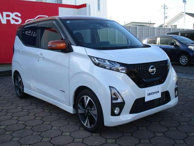 デイズ ６６０　ハイウェイスターＧターボ　プロパイロットエディション　アルミ　エアバック　ＥＴＣ車載器　ＬＥＤヘッドライト　レーダークルーズ　インテリジェントキー　レーンアシスト　キーレス　サイドカメラ　アイドリングストップ　エアコン　メモリ－ナビ　バックカメラ　ＡＢＳ（8枚目）