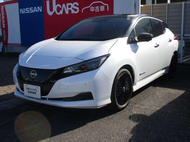 リーフ Ｘ　Ｖセレクション　９０周年記念車　ＢＯＳＥサウンド／当社試乗車／９０ｔｈ記念車　試乗車ＵＰ　全方位カメラ　ＬＥＤヘッドライト　インテリキー　レーンキープ　踏み間違い防止　ＥＴＣ　禁煙車　サイドカーテンエアバック　Ｂカメラ　ナビＴＶ（12枚目）