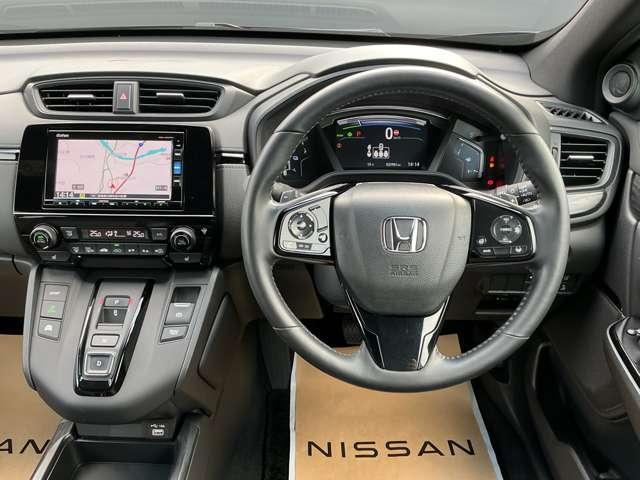 CR-Vハイブリッド 2.0 e:HEV EX ブラック エディション 4WD 1オーナー バックモニター LEDヘッドライト パノラミックサンルーフ イモビ アルミホイール メモリーナビ ドライブレコーダー ETC フルオートエアコン 4WD スマートキー(3枚目)