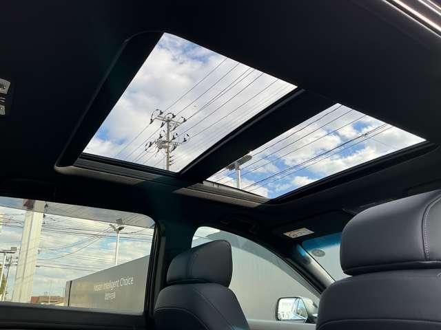 CR-Vハイブリッド 2.0 e:HEV EX ブラック エディション 4WD 1オーナー バックモニター LEDヘッドライト パノラミックサンルーフ イモビ アルミホイール メモリーナビ ドライブレコーダー ETC フルオートエアコン 4WD スマートキー(14枚目)