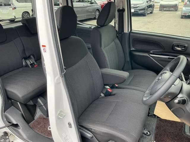 フロントシート