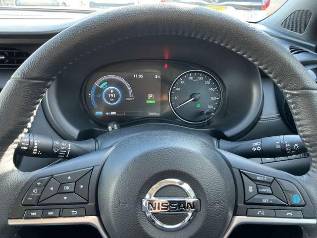 キックス 1.2 X (e-POWER) ナビ&TV ワンオ-ナ-車 追従クルコン スマートキー LEDヘッド レーンアシスト パワーステアリング 盗難防止システム ドライブレコーダー ETC メモリーナビ サイドエアバッグ アルミ AAC(12枚目)