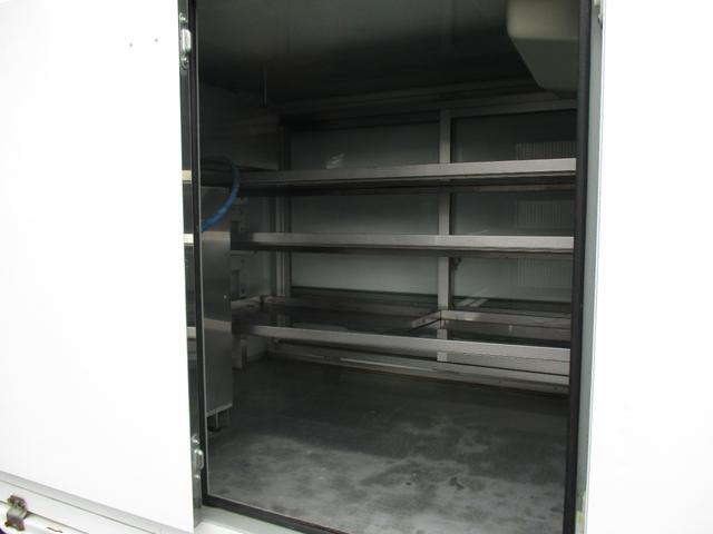 　移動販売車　冷蔵冷凍車　４ＷＤ　冷凍（－５℃）パワーウィンドウ　キーレスキー(10枚目)