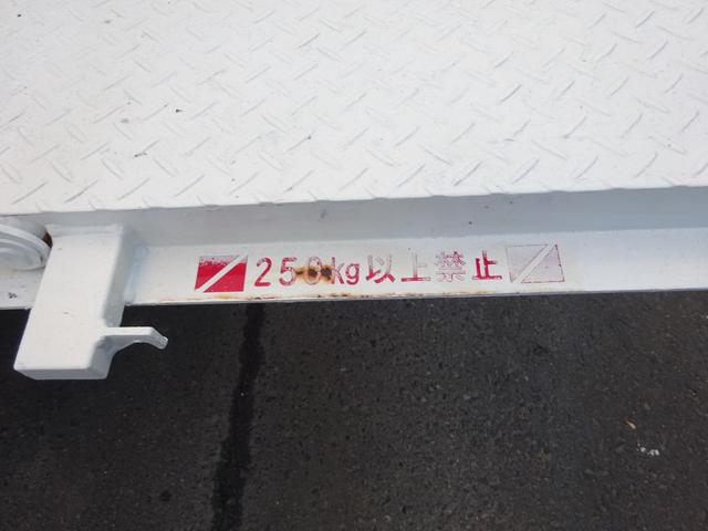 キャリイトラック アーム式ゲートリフター 4WD エアコン パワステ(17枚目)