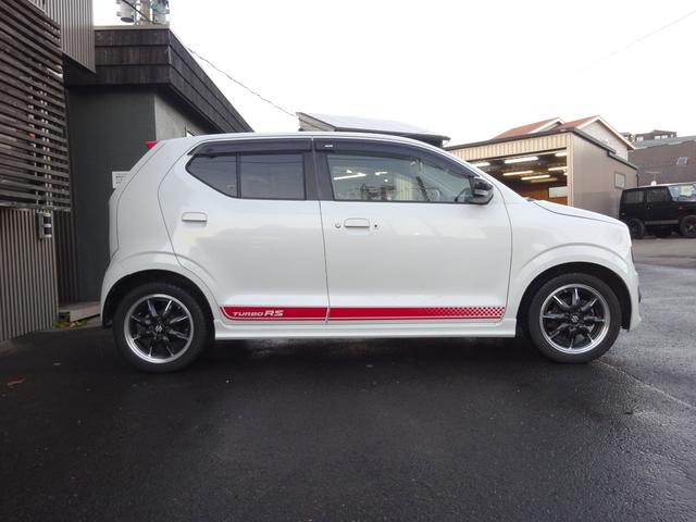 アルトターボRS ベースグレード 4WD ワンオーナー車 バックカメラ スマートキー プッシュスタート 革巻ステアリング シートヒーター 電動格納ミラー フォグランプ アルミ(4枚目)