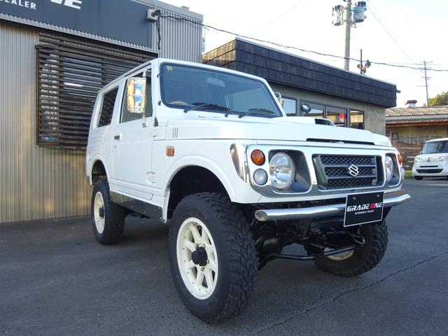 ジムニー ランドベンチャー 4WD ターボ リフトアップ3インチ 社外バンパー 社外マフラー ナルディウッドステアリング アルミ ETC エアコン パワステ エンジンスターター(3枚目)
