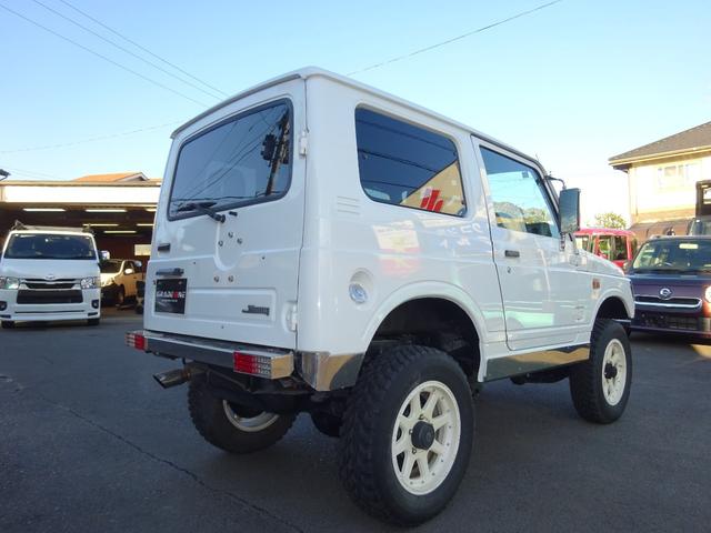 ジムニー ランドベンチャー 4WD ターボ リフトアップ3インチ 社外バンパー 社外マフラー ナルディウッドステアリング アルミ ETC エアコン パワステ エンジンスターター(5枚目)