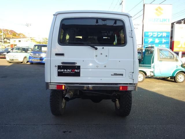 ジムニー ランドベンチャー 4WD ターボ リフトアップ3インチ 社外バンパー 社外マフラー ナルディウッドステアリング アルミ ETC エアコン パワステ エンジンスターター(6枚目)