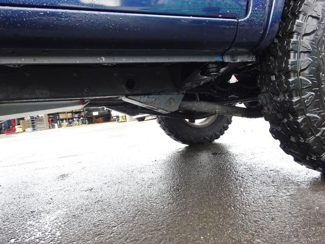 ジムニー ＸＣ　リフトＵＰ　ヨコハマジオランダーＸ－ＭＴ　ＦＡＲＭアルミ　ハイブリッジファーストリーディングアーム　Ｋ－プロダクツ減衰調整ショックサスペンション　調整式ラテラルロッド　社外マフラーバンパーリアスポイラ（34枚目）