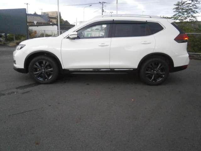 エクストレイル 2.0 20Xi Vセレクション 2列車 4WD プロパイロット(3枚目)