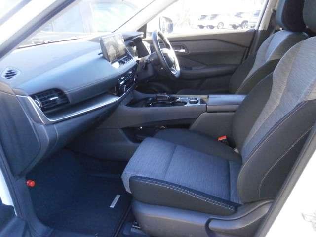 助手席側からの画像です。