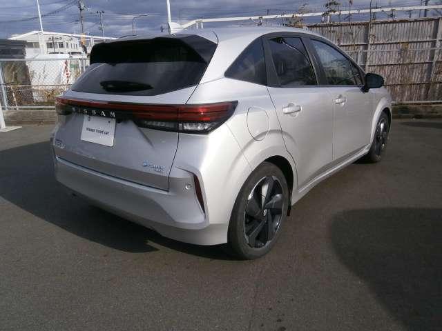 オーラ 1.2 G FOUR レザーエディション 4WD(4枚目)