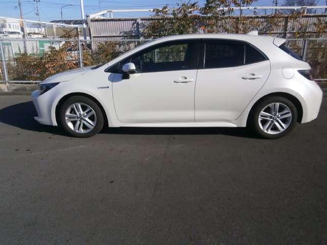 カローラスポーツ １．８　ハイブリッド　Ｇ（4枚目）