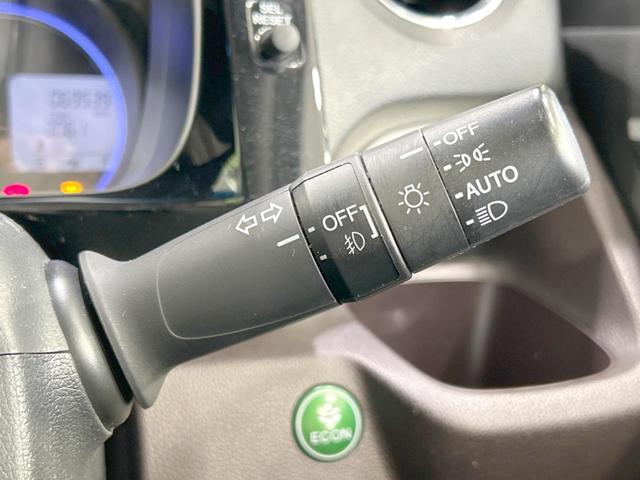 Ｇ・ターボパッケージ　ターボ　禁煙車　衝突軽減装置　純正ナビ　クルーズコントロール　ＥＴＣ　ｂｌｕｅｔｏｏｔｈ　バックカメラ　ドラレコ　ＨＩＤヘッド　オートライト　オートエアコン　アイドリングストップ　ハーフレザー　ＤＶＤ(46枚目)