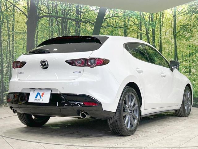 ＭＡＺＤＡ３ファストバック ＸＤ　Ｌパッケージ　禁煙車　ターボ　衝突軽減装置　純正８．８型ナビ　全周囲カメラ　レーダークルーズ　Ｂｌｕｅｔｏｏｔｈ再生　メモリー機能付パワーシート　革シート　ＥＴＣ　ドラレコ　ＬＥＤヘッド　パドルシフト　スマートキー（18枚目）