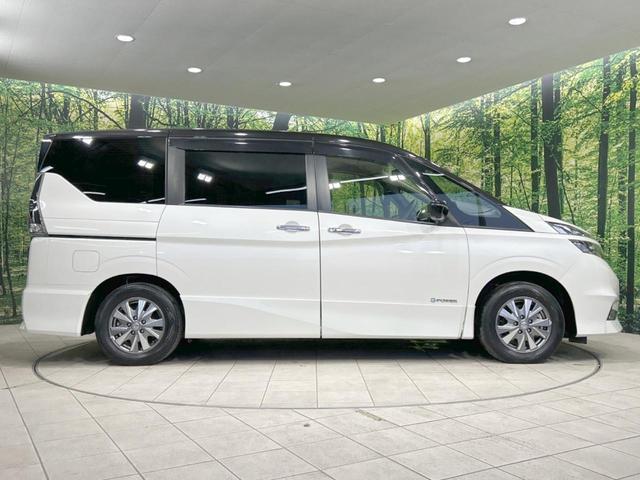 セレナ ｅ－パワー　ハイウェイスターＶ　禁煙車　衝突軽減装置　純正９型ナビ　全周囲カメラ　プロパイロット　デジタルインナーミラー　ハンズフリー機能付両側電動ドア　Ｂｌｕｅｔｏｏｔｈ再生　ＥＴＣ　レーンキープアシスト　スマートキー（28枚目）