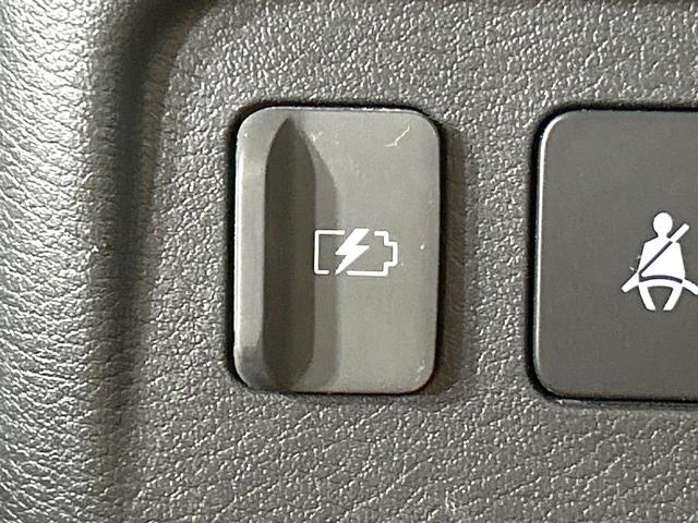 キックス Ｘ　ツートーンインテリアエディション　禁煙車　ＳＤナビ　プロパイロット　全周囲カメラ　衝突被害軽減システム　ドラレコ　フルセグ　シートヒーター　デジタルインナーミラー　クリアランスソナー　ＬＥＤヘッド　ステアリングヒーター　車線逸脱警報（50枚目）