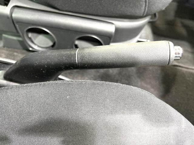 プレマシー ２０ＣＳ　エアロスタイル　ツーリングセレ　禁煙車　純正ナビ　ＫＥＮＳＴＹＬＥエアロ　後席モニター　電動スライドドア　バックカメラ　ＥＴＣ　Ｂｌｕｅｔｏｏｔｈ　フルセグ　ＨＩＤヘッド　フォグライト　オートライト　スマートキー　革巻きハンドル（38枚目）