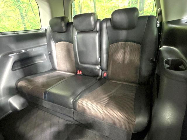エルグランド ２５０ハイウェイスター　禁煙車　メーカーナビ　両側電動ドア　後席モニター　全周囲カメラ　１００Ｖ電源　スマートキー　ＨＩＤヘッド　ＥＴＣ　オートライト　デュアルエアコン　純正１８インチアルミ　リアエアコン　Ｂｌｕｅｔｏｏｔｈ（41枚目）