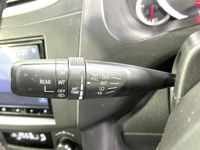 スイフト ＲＳ　禁煙車　ナビ　ＥＴＣ　スマートキー　ドラレコ　オートライト　オートエアコン　ＨＩＤヘッド　１６インチＡＷ　革巻きステアリング　電動格納ミラー　プライバシーガラス　盗難防止装置　Ｂｌｕｅｔｏｏｔｈ再生（32枚目）