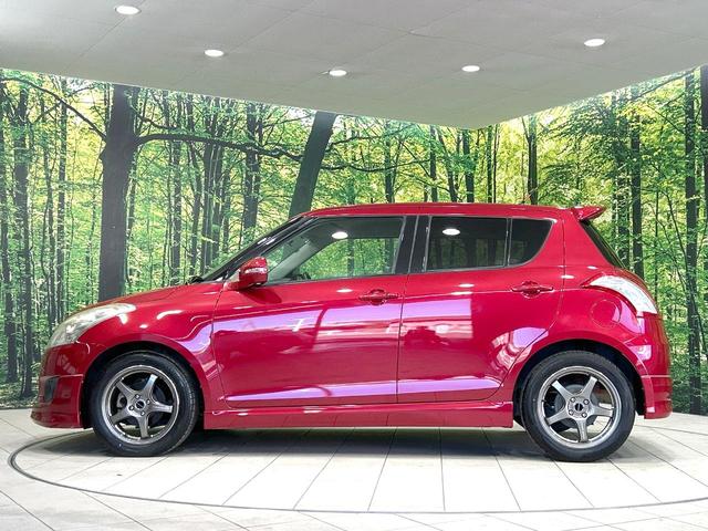 スイフト ＲＳ　禁煙車　ナビ　ＥＴＣ　スマートキー　ドラレコ　オートライト　オートエアコン　ＨＩＤヘッド　１６インチＡＷ　革巻きステアリング　電動格納ミラー　プライバシーガラス　盗難防止装置　Ｂｌｕｅｔｏｏｔｈ再生（35枚目）