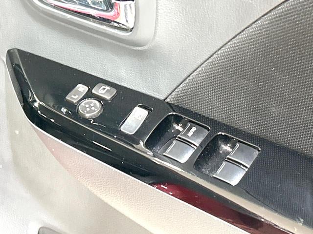 ワゴンＲスティングレー Ｔ　禁煙車　ターボ　バックカメラ　ナビ　スマートキー　ＨＩＤヘッド　ＥＴＣ　オートライト　オートエアコン　純正１５インチＡＷ　オートライト　Ｂｌｕｅｔｏｏｔｈ　ＣＤ　ＤＶＤ再生　地デジ　パドルシフト（47枚目）