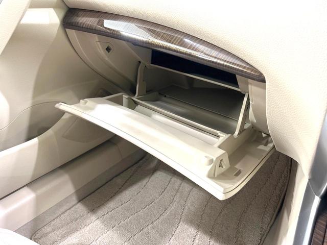 ティアナ ＸＶ　禁煙車　純正ナビ　全周囲カメラ　衝突被害軽減システム　レザーシート　前席シートエアコン　コーナーセンサー　スマートキー　ＨＩＤヘッド　ビルトインＥＴＣ　クルコン　オートライト　デュアルエアコン（44枚目）