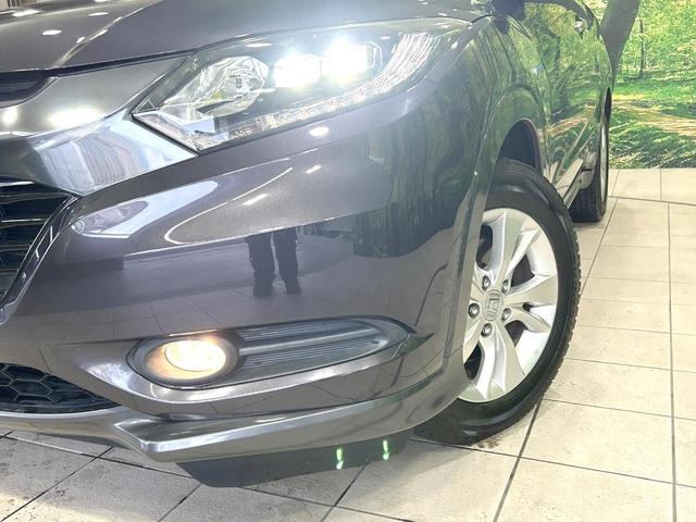 ヴェゼル ハイブリッドＸ　４ＷＤ　メモリーナビ　バックカメラ　禁煙車　ドラレコ　シートヒーター　スマートキー　ＬＥＤヘッド　ＥＴＣ　クルコン　オートライト　オートエアコン　純正１７インチアルミ　Ｂｌｕｅｔｏｏｔｈ　パドルシフト（12枚目）