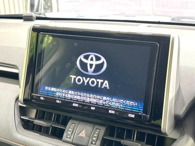 ＲＡＶ４ アドベンチャー　４ＷＤ　純正９型ＳＤナビ　バックカメラ　寒冷地仕様　衝突被害軽減システム　レーダークルーズ　禁煙車　ハーフレザーシート　前席シートエアコン　パワーシート　ドラレコ　コーナーセンサー　スマートキー（3枚目）