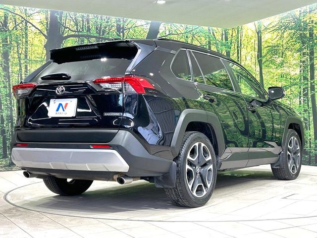 ＲＡＶ４ アドベンチャー　４ＷＤ　純正９型ＳＤナビ　バックカメラ　寒冷地仕様　衝突被害軽減システム　レーダークルーズ　禁煙車　ハーフレザーシート　前席シートエアコン　パワーシート　ドラレコ　コーナーセンサー　スマートキー（16枚目）