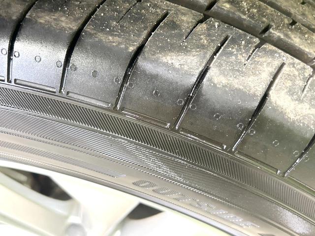エクストレイル ２０Ｘ　ハイブリッド　エマージェンシーブレーキＰ　４ＷＤ　メーカーナビ　全周囲カメラ　衝突被害軽減システム　禁煙車　電動リアゲート　レザーシート　コーナーセンサー　スマートキー　ＬＥＤヘッド　ビルトインＥＴＣ　クルコン　オートライト　デュアルエアコン（49枚目）