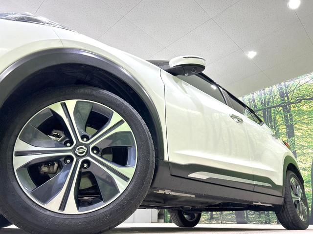 キックス Ｘ　禁煙車　純正９型ナビ　全周囲カメラ　プロパイロット　衝突軽減装置　デジタルインナーミラー　スマートキー　ＬＥＤヘッド　純正１７インチＡＷ　革巻きステアリング　ドラレコ　ＥＴＣ　オートライト（13枚目）