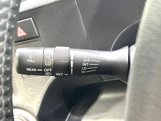 アクア Ｇ　禁煙車　寒冷地塩生　純正ナビ　バックカメラ　スマートキー　シートヒーター　オートライト　オートエアコン　フルセグ　Ｂｌｕｅｔｏｏｔｈ再生　１５インチＡＷ　革巻きステアリング　プライバシーガラス（33枚目）