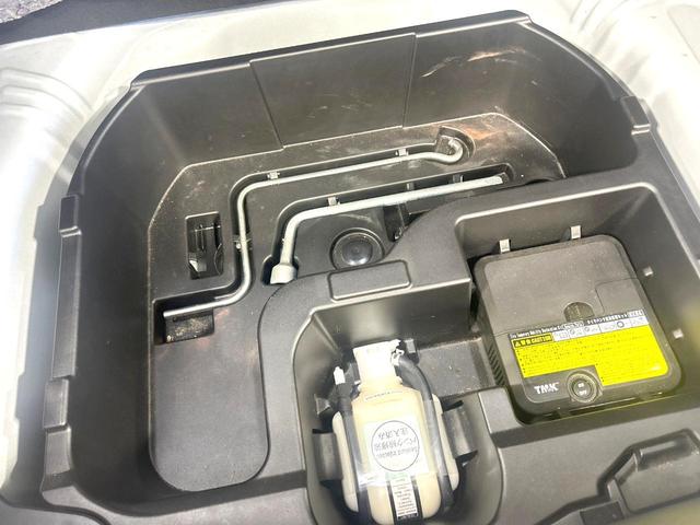 アクア Ｇ　禁煙車　寒冷地塩生　純正ナビ　バックカメラ　スマートキー　シートヒーター　オートライト　オートエアコン　フルセグ　Ｂｌｕｅｔｏｏｔｈ再生　１５インチＡＷ　革巻きステアリング　プライバシーガラス（46枚目）