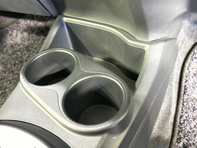 アクア Ｇ　禁煙車　寒冷地塩生　純正ナビ　バックカメラ　スマートキー　シートヒーター　オートライト　オートエアコン　フルセグ　Ｂｌｕｅｔｏｏｔｈ再生　１５インチＡＷ　革巻きステアリング　プライバシーガラス（57枚目）