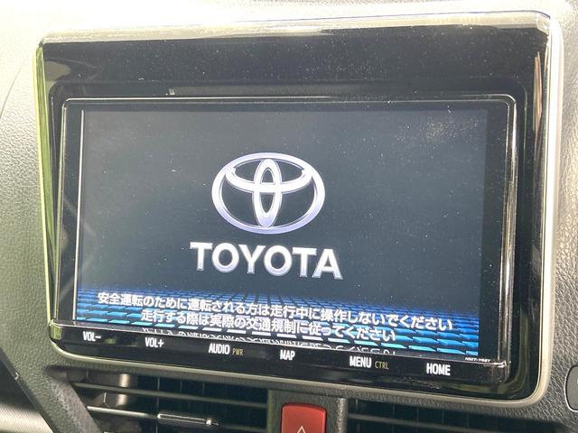 ノア Ｓｉ　ダブルバイビーＩＩ　後期型　禁煙車　純正９型ナビ　バックカメラ　両側電動ドア　衝突軽減装置　ハーフレザーシート　コーナーセンサー　スマートキー　ＬＥＤヘッド　ＥＴＣ２．０　クルコン　オートハイビーム　オートライト（3枚目）