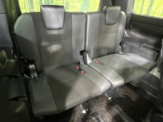 ノア Ｓｉ　ダブルバイビーＩＩ　後期型　禁煙車　純正９型ナビ　バックカメラ　両側電動ドア　衝突軽減装置　ハーフレザーシート　コーナーセンサー　スマートキー　ＬＥＤヘッド　ＥＴＣ２．０　クルコン　オートハイビーム　オートライト（10枚目）