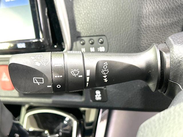 ノア Ｓｉ　ダブルバイビーＩＩ　後期型　禁煙車　純正９型ナビ　バックカメラ　両側電動ドア　衝突軽減装置　ハーフレザーシート　コーナーセンサー　スマートキー　ＬＥＤヘッド　ＥＴＣ２．０　クルコン　オートハイビーム　オートライト（39枚目）
