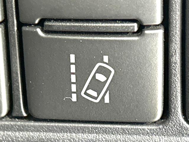 ノア Ｓｉ　ダブルバイビーＩＩ　後期型　禁煙車　純正９型ナビ　バックカメラ　両側電動ドア　衝突軽減装置　ハーフレザーシート　コーナーセンサー　スマートキー　ＬＥＤヘッド　ＥＴＣ２．０　クルコン　オートハイビーム　オートライト（48枚目）