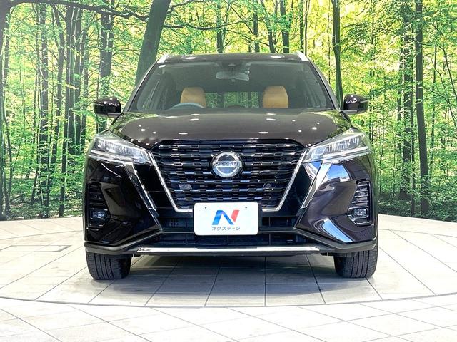 キックス Ｘ　ツートーンインテリアエディション　禁煙車　純正９型ナビ　衝突軽減装置　プロパイロット　バックカメラ　シートヒーター　ステアリングヒーター　スマートキー　ＥＴＣ　ドラレコ　ＬＥＤヘッド　革巻きステアリング　純正１７インチＡＷ（14枚目）