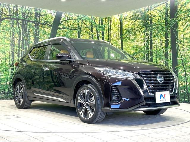 キックス Ｘ　ツートーンインテリアエディション　禁煙車　純正９型ナビ　衝突軽減装置　プロパイロット　バックカメラ　シートヒーター　ステアリングヒーター　スマートキー　ＥＴＣ　ドラレコ　ＬＥＤヘッド　革巻きステアリング　純正１７インチＡＷ（16枚目）