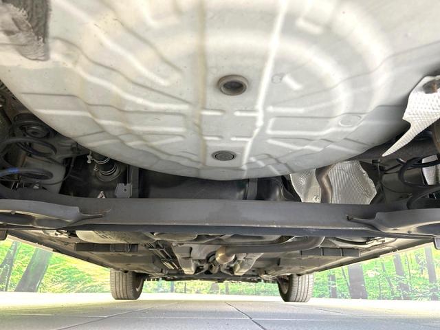 キックス Ｘ　ツートーンインテリアエディション　禁煙車　純正９型ナビ　衝突軽減装置　プロパイロット　バックカメラ　シートヒーター　ステアリングヒーター　スマートキー　ＥＴＣ　ドラレコ　ＬＥＤヘッド　革巻きステアリング　純正１７インチＡＷ（19枚目）