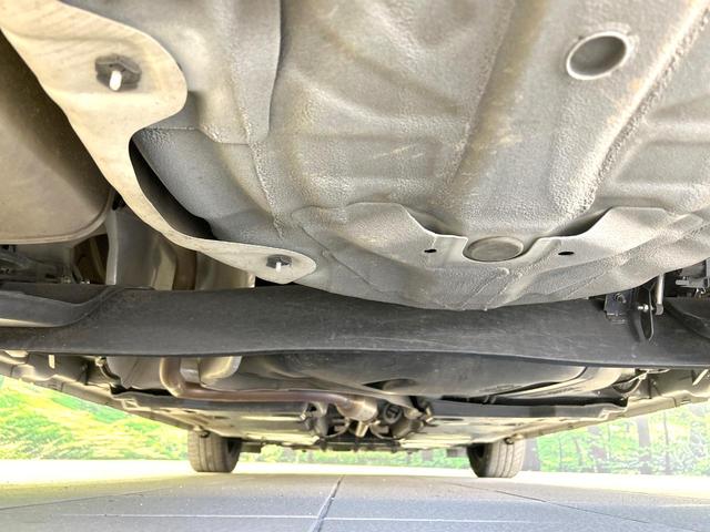 ノート Ｘ　純正９型ナビ　バックカメラ　エマージェンシーブレーキ　禁煙車　コーナーセンサー　スマートキー　ＬＥＤヘッド　ビルトインＥＴＣ　オートハイビーム　車線逸脱警報　オートライト　Ｂｌｕｅｔｏｏｔｈ（19枚目）