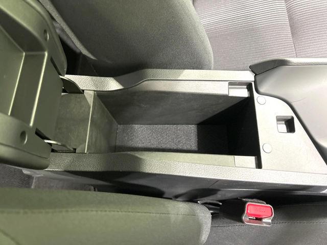 ノート Ｘ　純正９型ナビ　バックカメラ　エマージェンシーブレーキ　禁煙車　コーナーセンサー　スマートキー　ＬＥＤヘッド　ビルトインＥＴＣ　オートハイビーム　車線逸脱警報　オートライト　Ｂｌｕｅｔｏｏｔｈ（42枚目）