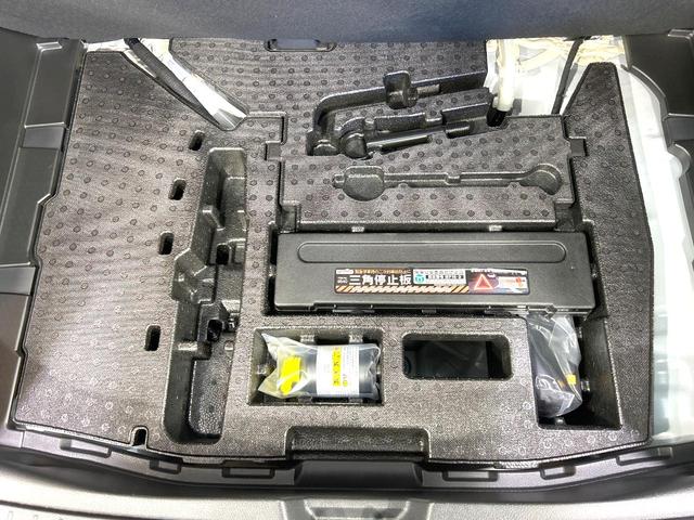 ノート Ｘ　純正９型ナビ　バックカメラ　エマージェンシーブレーキ　禁煙車　コーナーセンサー　スマートキー　ＬＥＤヘッド　ビルトインＥＴＣ　オートハイビーム　車線逸脱警報　オートライト　Ｂｌｕｅｔｏｏｔｈ（60枚目）