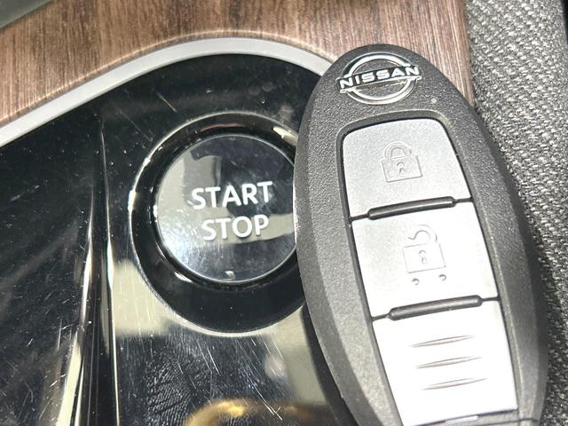 オーラ Ｇ　禁煙車　ＢＯＳＥサウンドシステム　メーカー純正９型ナビ　プロパイロット　全周囲カメラ　衝突軽減装置　デジタルインナーミラー　スマートキー　シートヒーター　ステアリングヒーター　純正１７インチＡＷ（38枚目）