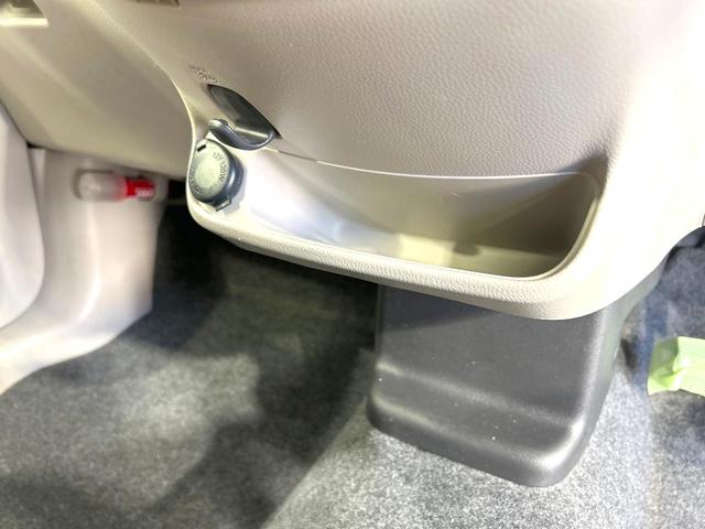 eKワゴン E SDナビ バックカメラ 禁煙車 シートヒーター ETC CD DVD再生 地デジ エアコン 電動格納ミラー(41枚目)