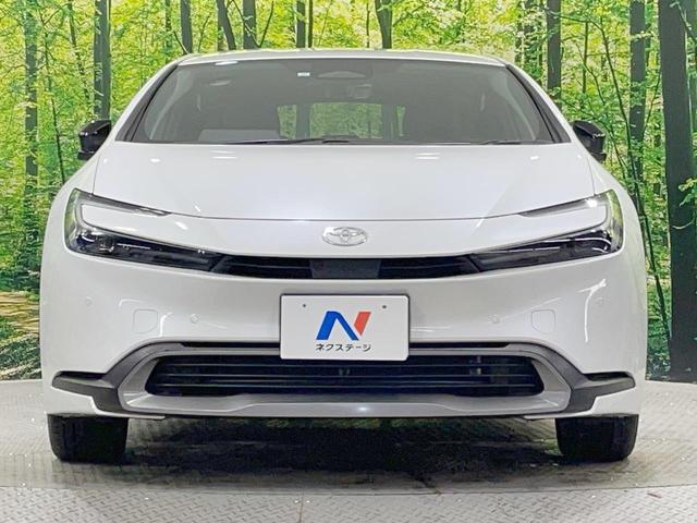 プリウス Ｇ　純正８型ナビ　全周囲カメラ　寒冷地仕様　衝突軽減　純正１９ＡＷ　レーダークルーズ　禁煙車　コーナーセンサー　スマートキー　ＬＥＤヘッド　ＥＴＣ　オートハイビーム　オートライト　オートエアコン（14枚目）