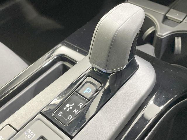 プリウス Ｇ　純正８型ナビ　全周囲カメラ　寒冷地仕様　衝突軽減　純正１９ＡＷ　レーダークルーズ　禁煙車　コーナーセンサー　スマートキー　ＬＥＤヘッド　ＥＴＣ　オートハイビーム　オートライト　オートエアコン（21枚目）