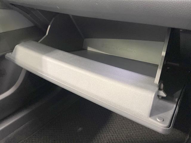 プリウス Ｇ　純正８型ナビ　全周囲カメラ　寒冷地仕様　衝突軽減　純正１９ＡＷ　レーダークルーズ　禁煙車　コーナーセンサー　スマートキー　ＬＥＤヘッド　ＥＴＣ　オートハイビーム　オートライト　オートエアコン（47枚目）